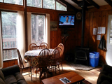 deluxe cottages have flat screens